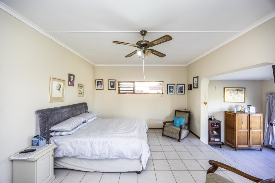 4 Bedroom Property for Sale in Beacon Bay Eastern Cape